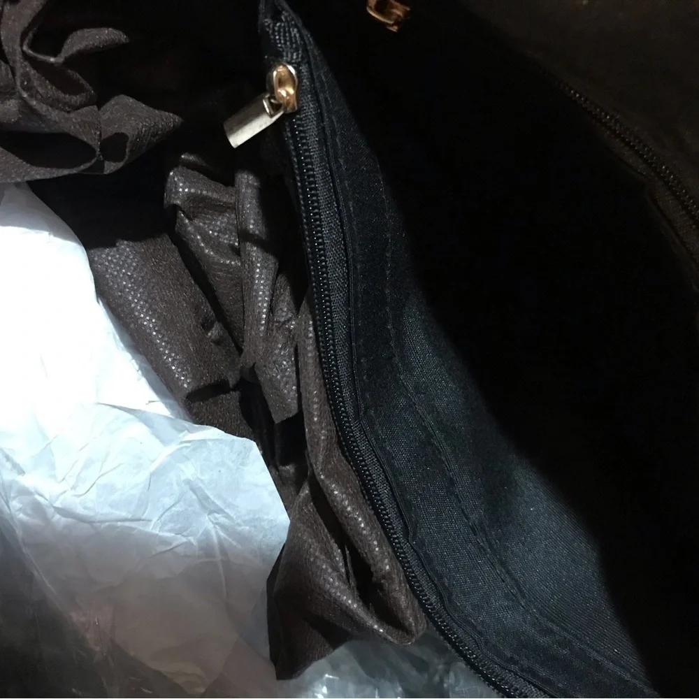 ▪️Black Patent Leather Handbag
